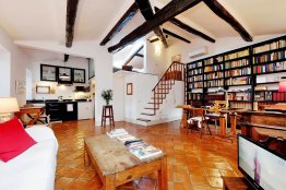 Trastevere Quiet Apartment | Rome | Ideal for a couple