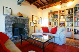 Navona terrace apartment: Up to 5 people