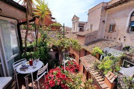 Apartamento-estudio con terraza en Scala: Hasta 2 personas