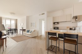 Trastevere modern studio apartment: Up to 2+2 people