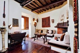 Trastevere apartment for rent with terrace and view