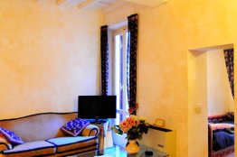 Spanish Steps apartment for rent, Rome - 2 bedroom